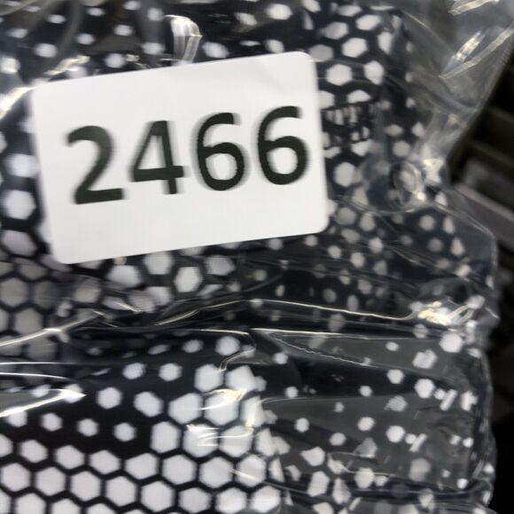 Danskin Now Athletic Leggings Size Large 12-14 Black Pixel Camouflage Workout - Picture 14 of 14